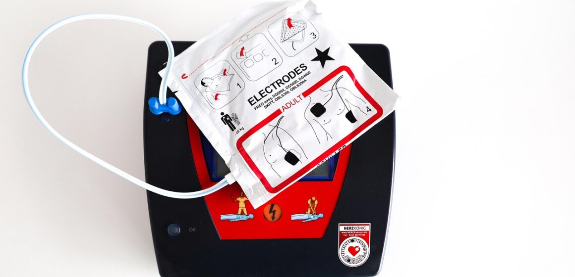 Featured image for Mersin Adds Four Public Defibrillators in Busy City Locations for Faster Cardiac-Arrest Response
